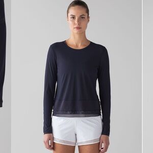 Lululemon Sole Training Long Sleeve
Midnight Navy